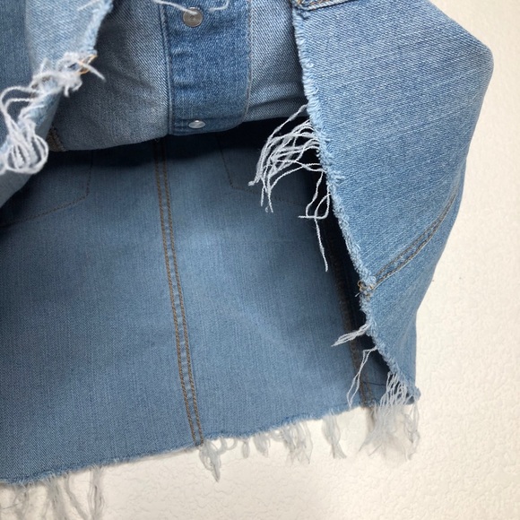 Mossimo Mini Button Down Jean Skirt - Picture 4 of 7